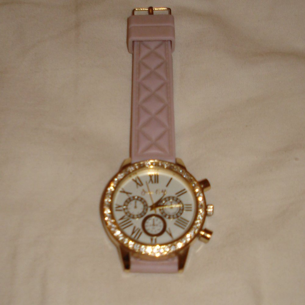 Lilac Rhinestone Watch - Picture 4 of 5